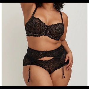 Sexy black lace Garter belt